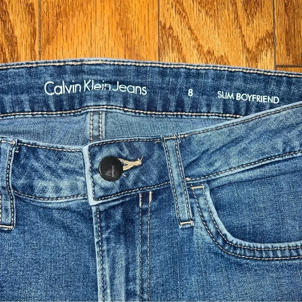 Calvin Klein Jeans Women’s Slim Boyfriend Jeans Size 8 - Picture 3 of 9